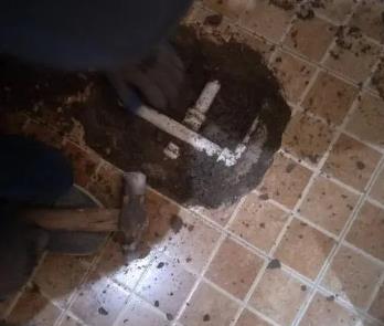 铜山卫生间漏水维修公司为您分享下卫生间渗水如何处理及注意事项